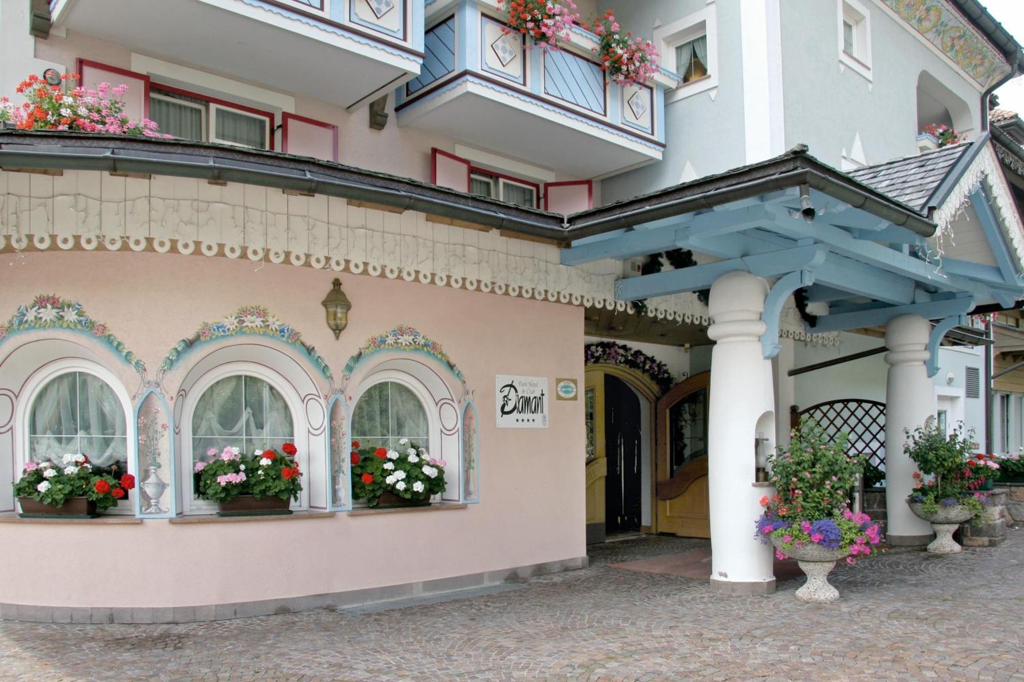 קאמפיטלו די פאסה Hotel Diamant Park מראה חיצוני תמונה