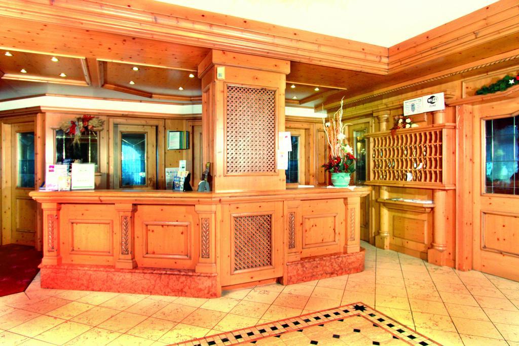 קאמפיטלו די פאסה Hotel Diamant Park מראה חיצוני תמונה